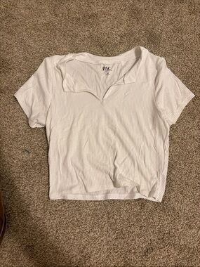 White Ribbed Short Sleeve V-Neck Top